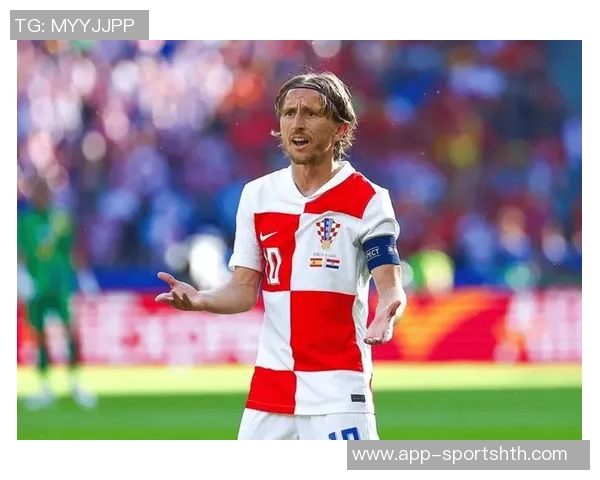 克罗地亚国家队名单公布莫德里奇领衔佩里西奇入选科瓦契奇因伤退赛 克罗地亚国家队名单公布莫德里奇领衔佩里西奇入选科瓦契奇因伤退赛